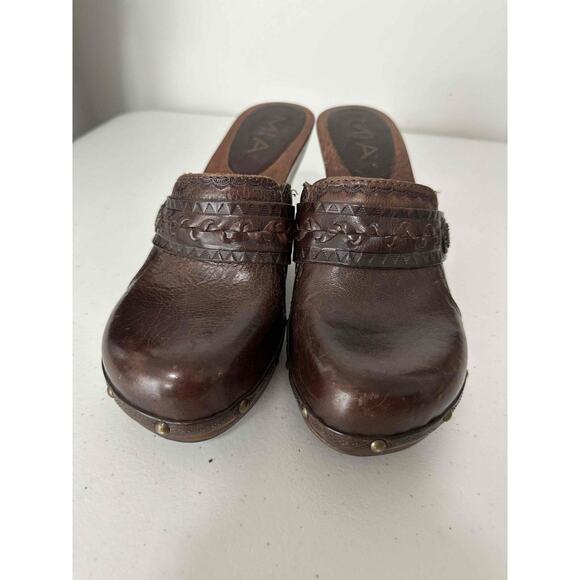 Mia Brown Stamped Pattern Strap Buckle Boho Clogs Womens Size 7 - Picture 2 of 9